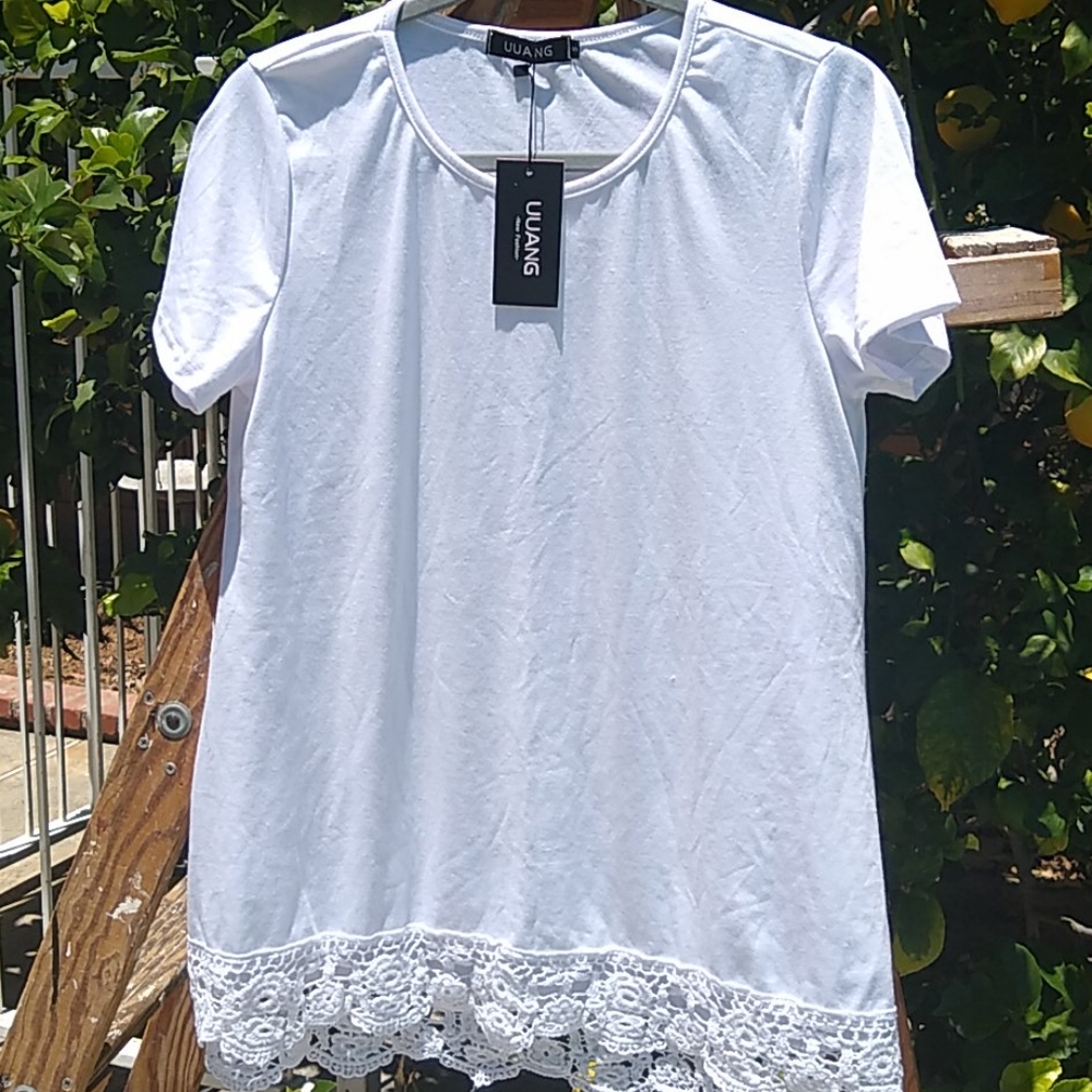 UUANG White A-Line Tee w/Lace Hem Size S